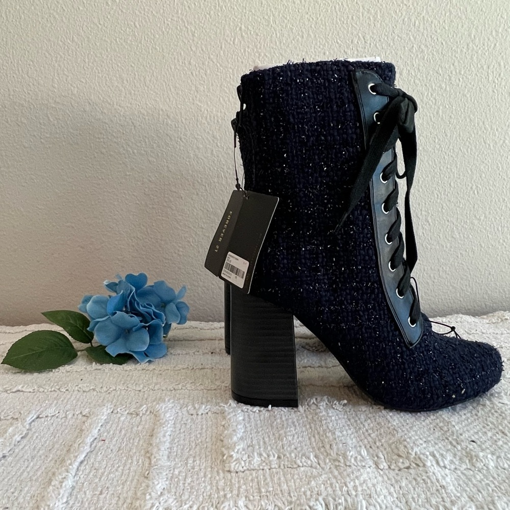 FOREVER 21 Navy Blue Tweed Lace-Up Chunky Heel Booties